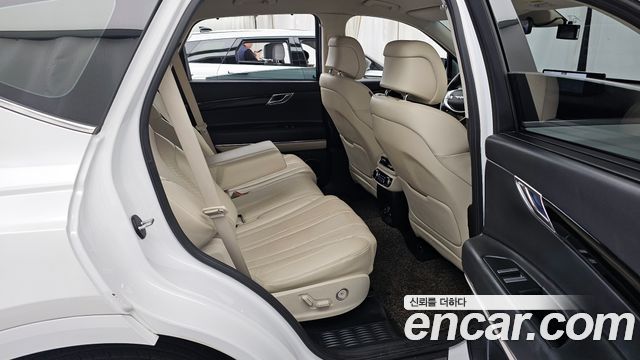 Genesis GV80 2020 — photo 12