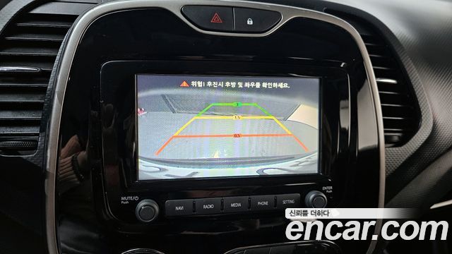 Renault Korea QM3 2015 — photo 14