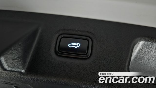 Hyundai Santafe 2019 — photo 19