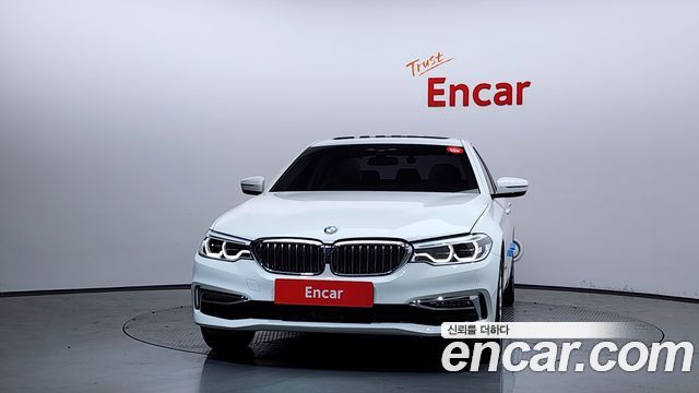 BMW 5-Series 2018 — photo 3