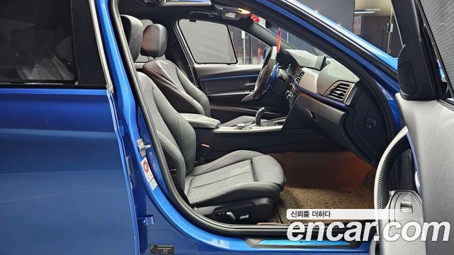 BMW 3-Series 2017 — photo 11