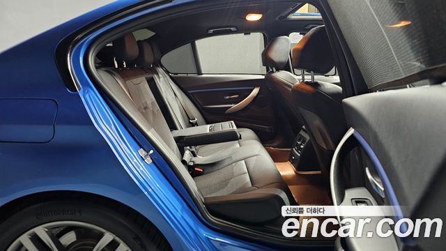 BMW 3-Series 2017 — photo 12