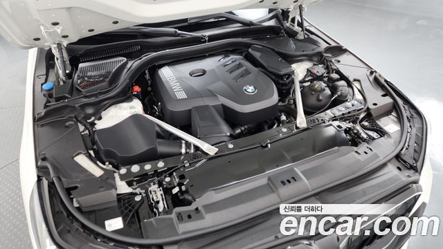 BMW 5-Series 2024 — photo 6