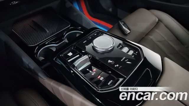 BMW 5-Series 2024 — photo 12