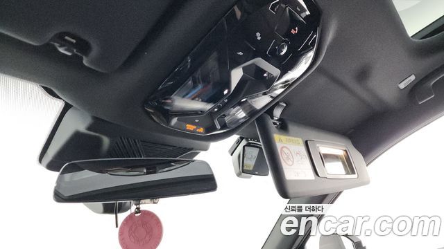 BMW 5-Series 2024 — photo 28