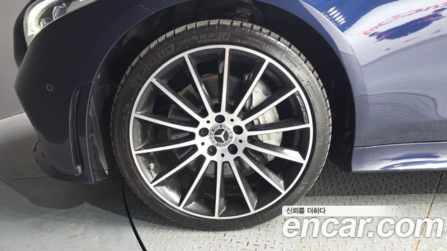 Mercedes-Benz CLS-Class 2019 — photo 5