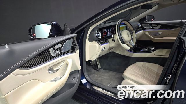 Mercedes-Benz CLS-Class 2019 — photo 17