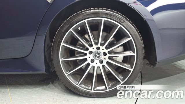 Mercedes-Benz CLS-Class 2019 — photo 7