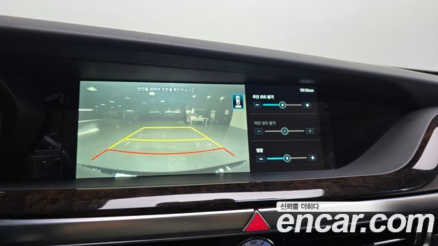 Genesis G90 2019 — photo 21