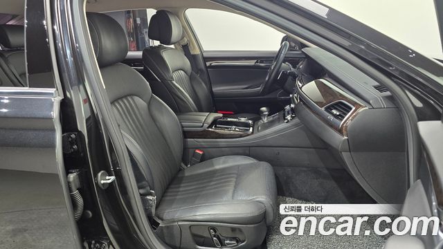 Genesis G90 2019 — photo 16