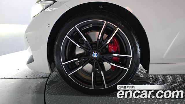 BMW 3-Series 2025 — photo 5