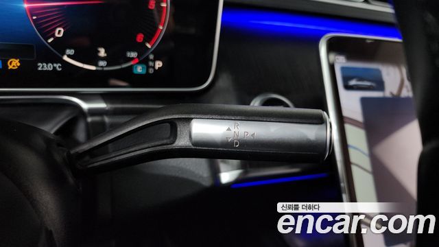 Mercedes-Benz S-Class 2021 — photo 12