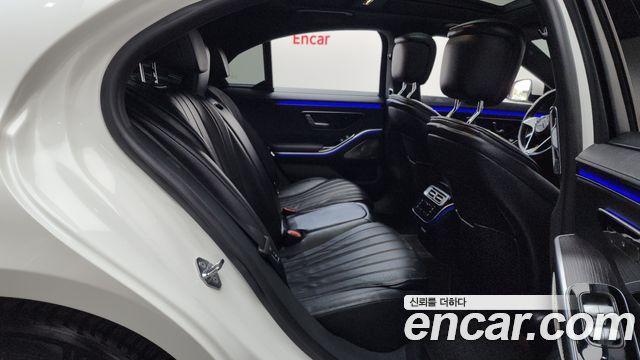 Mercedes-Benz S-Class 2021 — photo 17