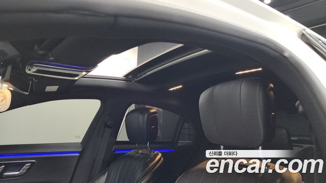Mercedes-Benz S-Class 2021 — photo 24