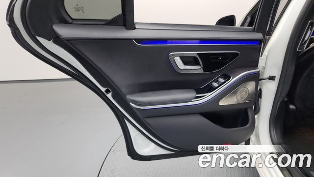 Mercedes-Benz S-Class 2021 — photo 15