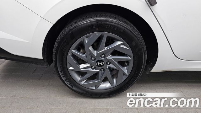 Hyundai AVANTE 2024 — photo 5