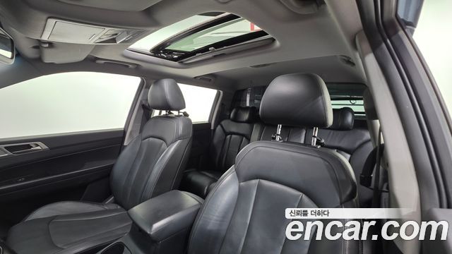 KG Mobility Rexton 2018 — photo 11