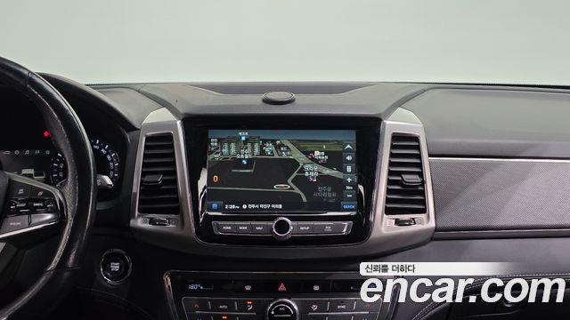 KG Mobility Rexton 2018 — photo 16
