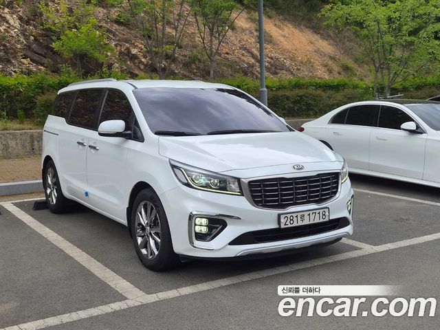 Kia Canival 2019 — photo 3