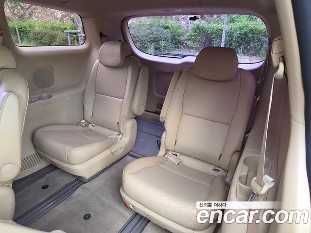 Kia Canival 2019 — photo 9