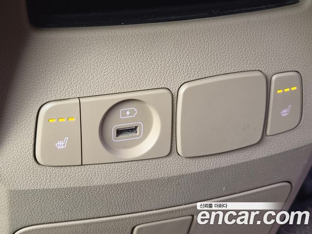 Kia Canival 2019 — photo 17