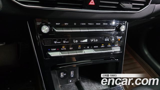 Kia K7 2020 — photo 17