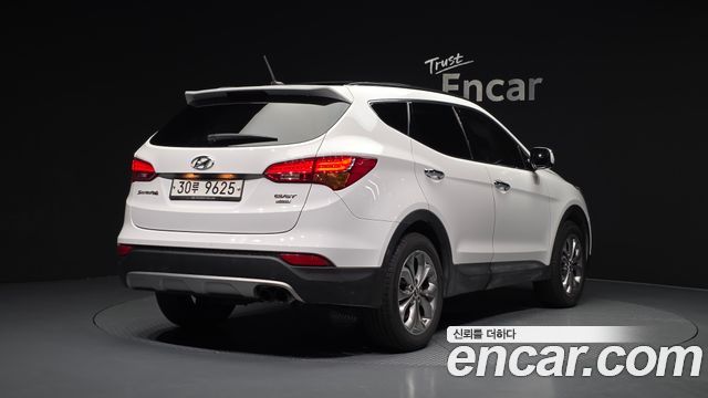 Hyundai Santafe 2013 — photo 2