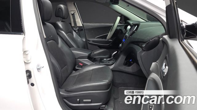 Hyundai Santafe 2013 — photo 11