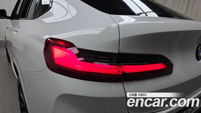 BMW X4 2025 — photo 9