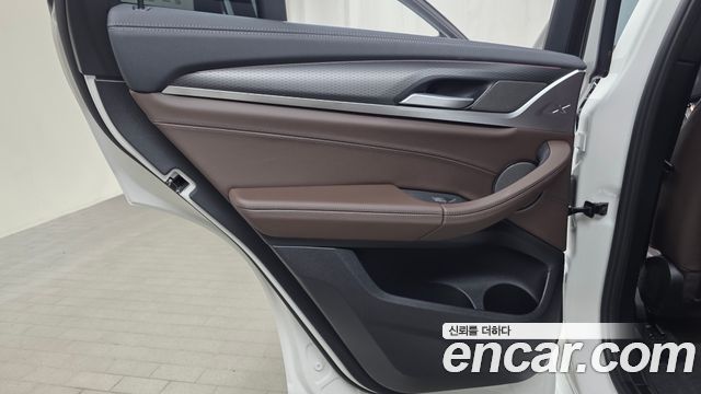 BMW X4 2025 — photo 15