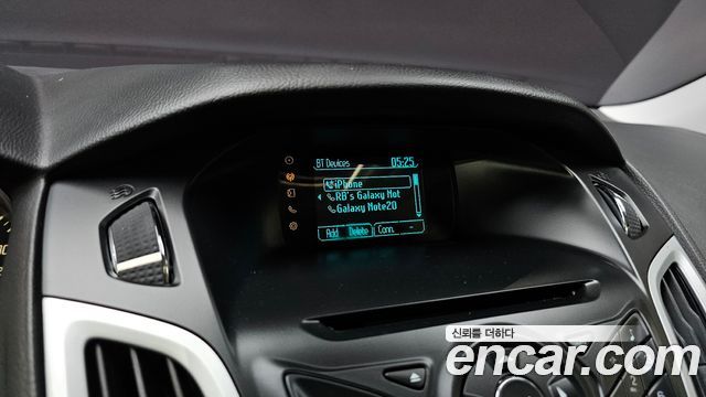 Ford Focus 2014 — photo 14