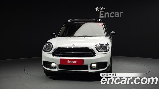 Mini Countryman 2018 — photo 3