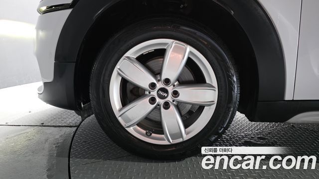 Mini Countryman 2018 — photo 5