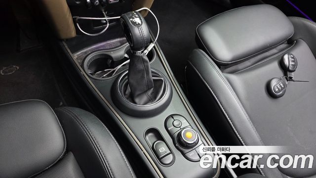 Mini Countryman 2018 — photo 9