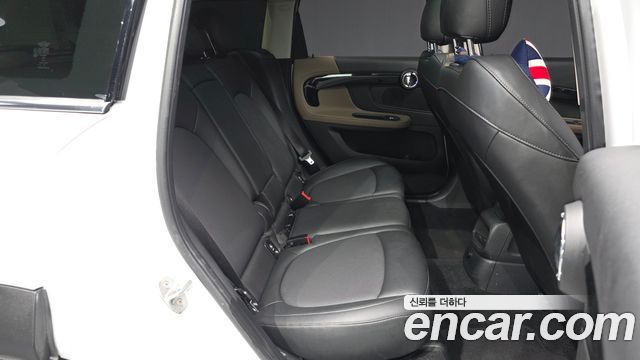Mini Countryman 2018 — photo 12