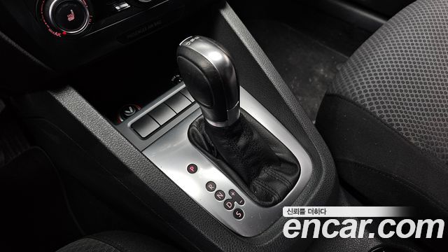 Volkswagen Jetta 2014 — photo 9