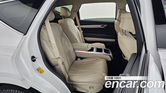 Genesis GV80 2023 — photo 27