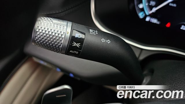 Genesis GV80 2023 — photo 29