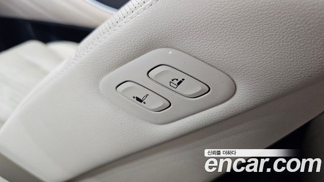 Genesis GV80 2023 — photo 30