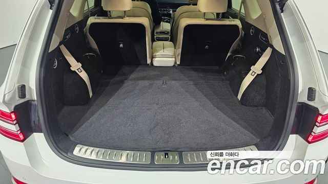 Genesis GV80 2023 — photo 32