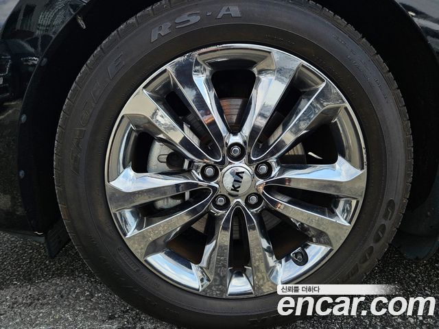 Kia Canival 2016 — photo 5