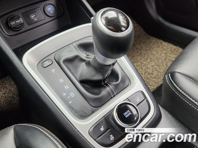 Hyundai Venue 2020 — photo 8