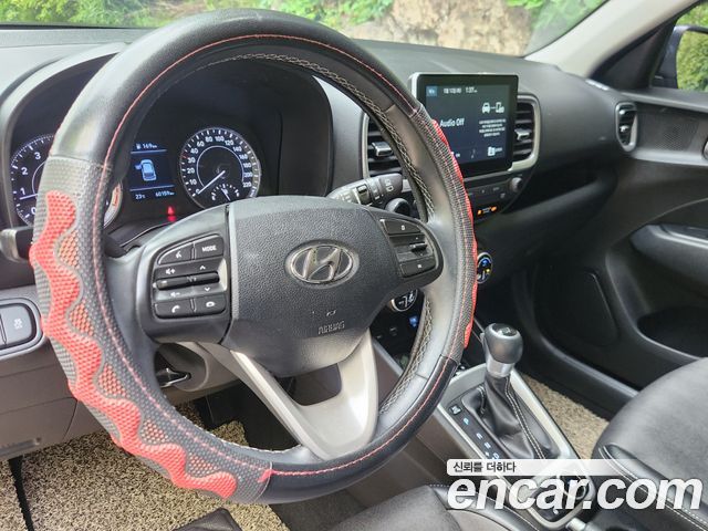 Hyundai Venue 2020 — photo 16