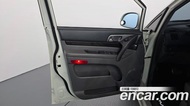 KG Mobility KORANDO 2016 — photo 14