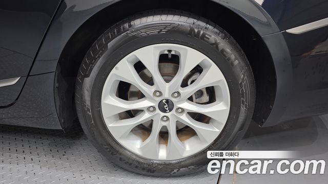 Kia K8 2022 — photo 7