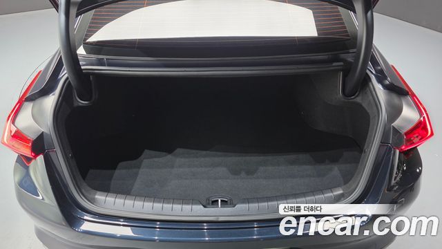 Kia K8 2022 — photo 29
