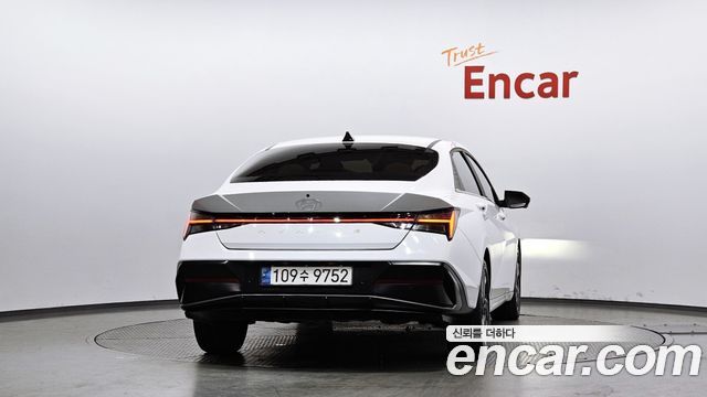 Hyundai AVANTE 2024 — photo 4