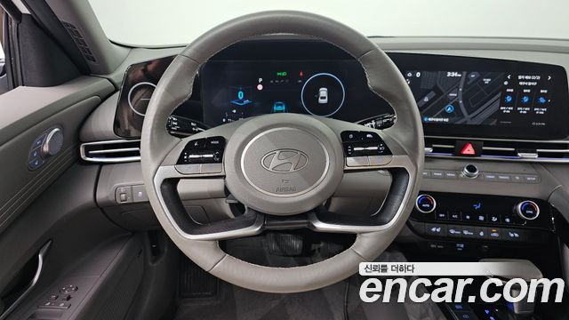 Hyundai AVANTE 2024 — photo 13