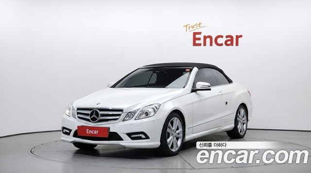 Mercedes-Benz E-Class 2011 — photo 1