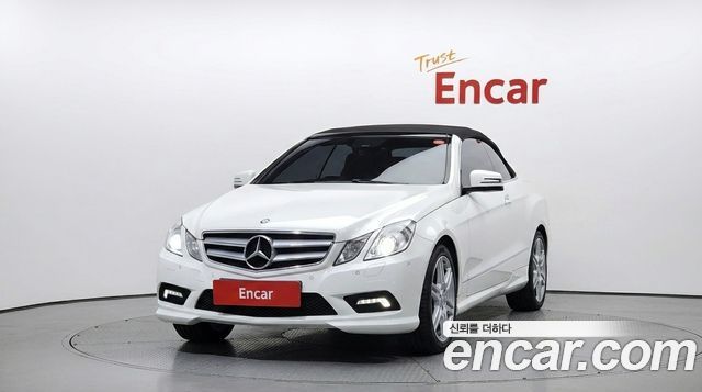 Mercedes-Benz E-Class 2011 — photo 3